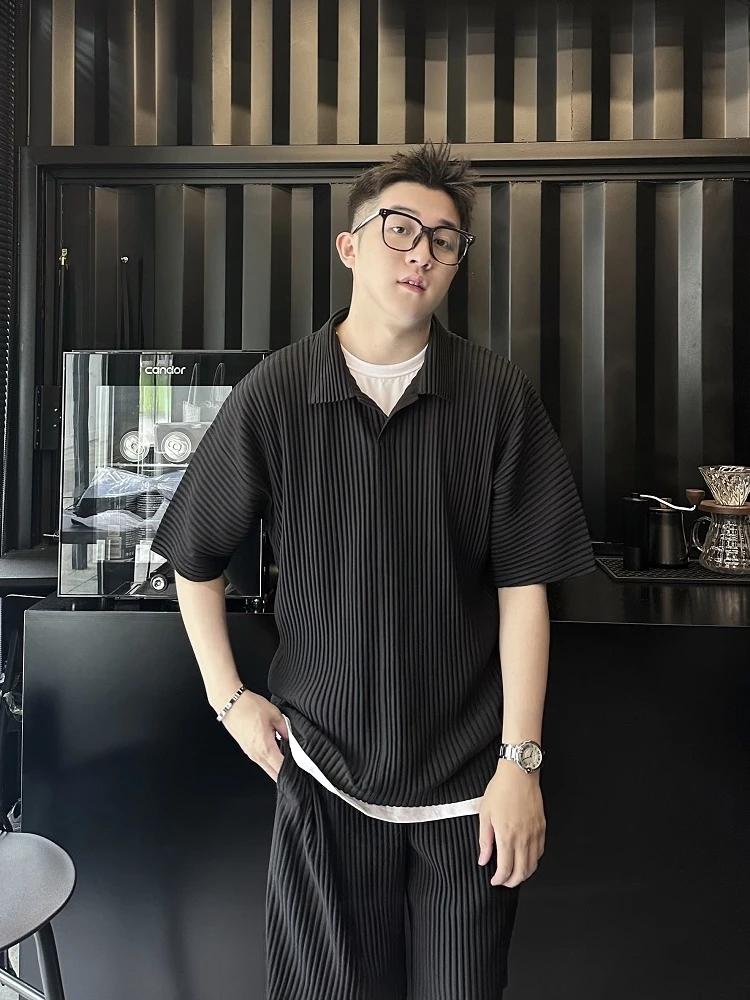 Polo plissé japonais Miyake pour homme, décontracté, ample, col à revers, manches courtes, haut quot