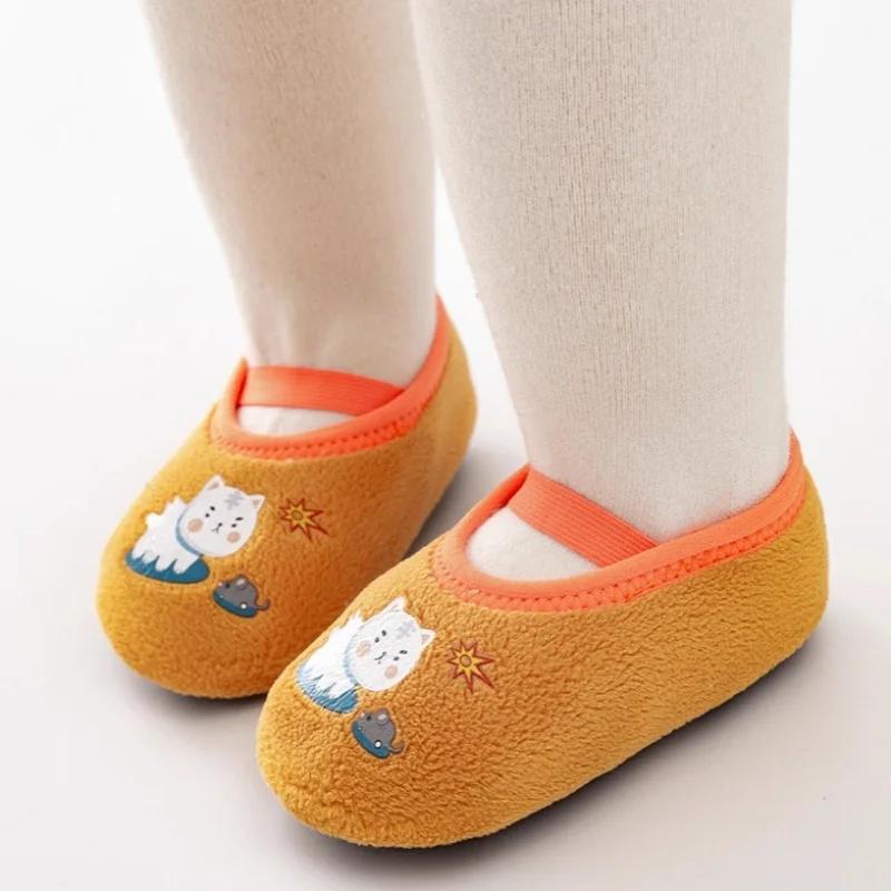 Chaussures antidérapantes pour nouveau-né garçon et fille, pantoufles d'hiver pour intérieur et exté