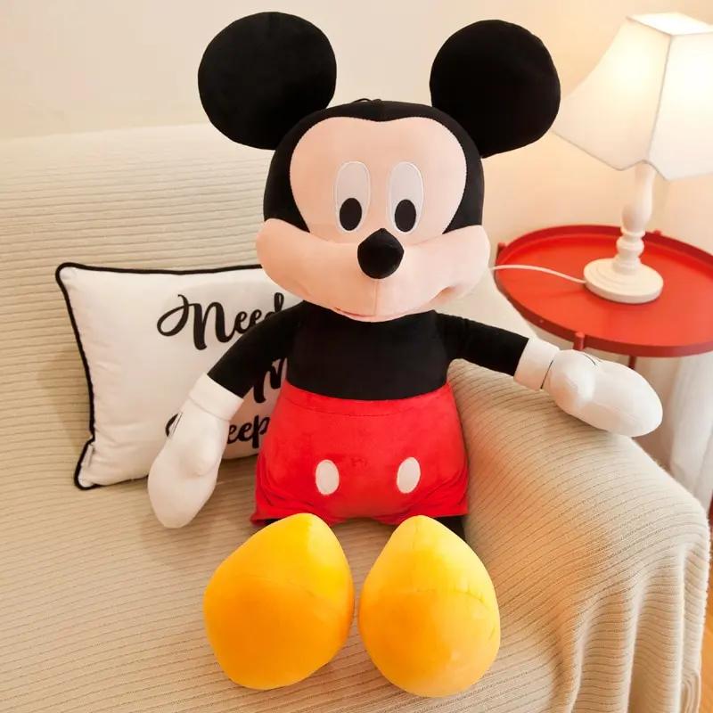 Dessin animé en peluche broche Winnie l'ourson Mickey Minnie tigrou cochon court peluche poupée poup