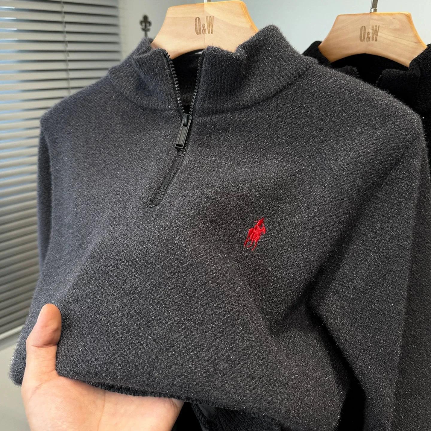 Marque de luxe zip demi col roulé pull hommes haut de gamme mode poney Golf broderie hiver velours é