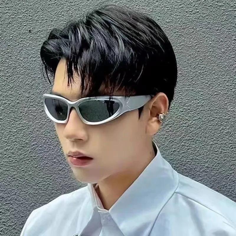 Nouveauté lunettes de soleil populaires pour femmes lunettes de soleil Punk lunettes de soleil ovale