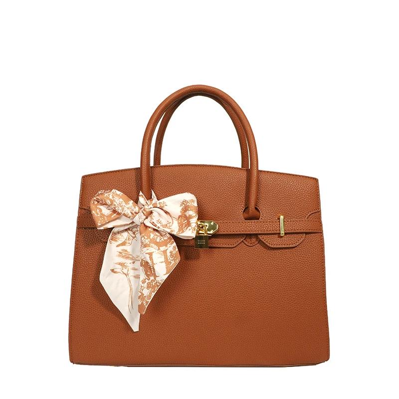 Sac bandoulière cuir élégant femme 2026 - Grand sac main messager luxe marque célèbre classique