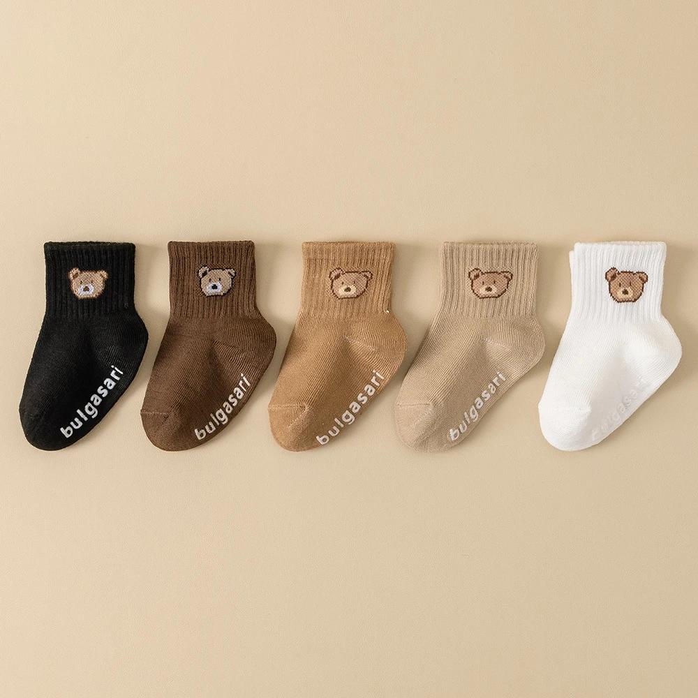 5 paires de chaussettes antidérapantes pour enfants, chaussettes unisexes pour bébé, toutes saisons,