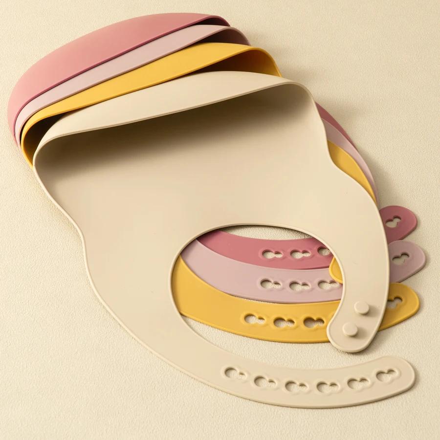 2 pièces enfant en bas âge Silicone plaque de poitrine bébé bavoir imperméable couleur unie infantil