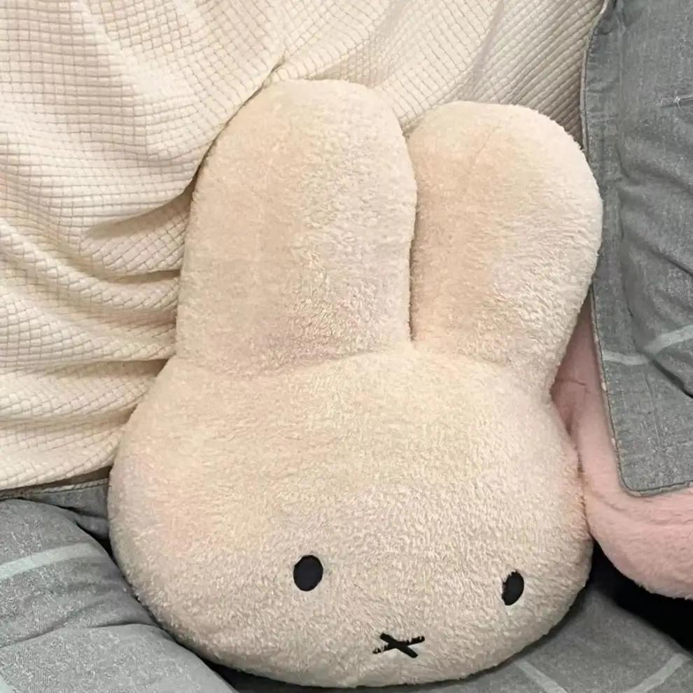 Miffy – poupée en peluche yeux noirs, jouet mignon, oreiller de lit Kawaii, doux et confortable, cou