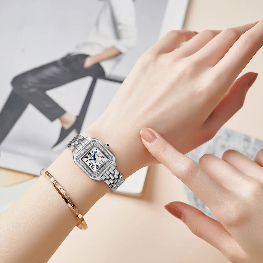 Nouvelles femmes montre lumière marque de luxe affaires or acier inoxydable dames mode montres à Qua