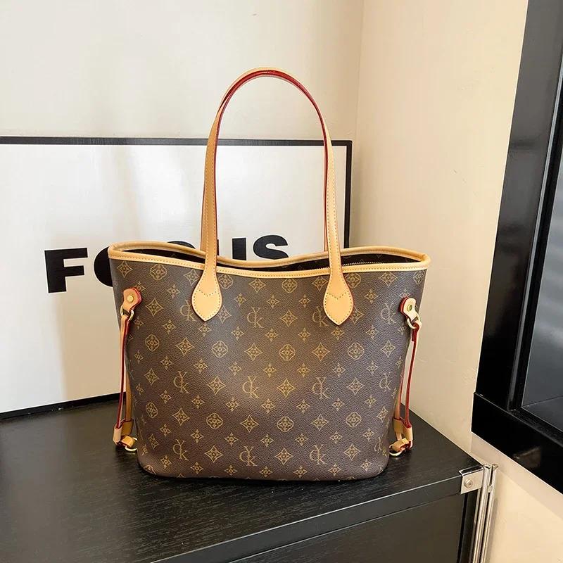 Sac à langer grande capacité attrayant pour femme, sac à dos polyvalent, élégant, chic et intemporel