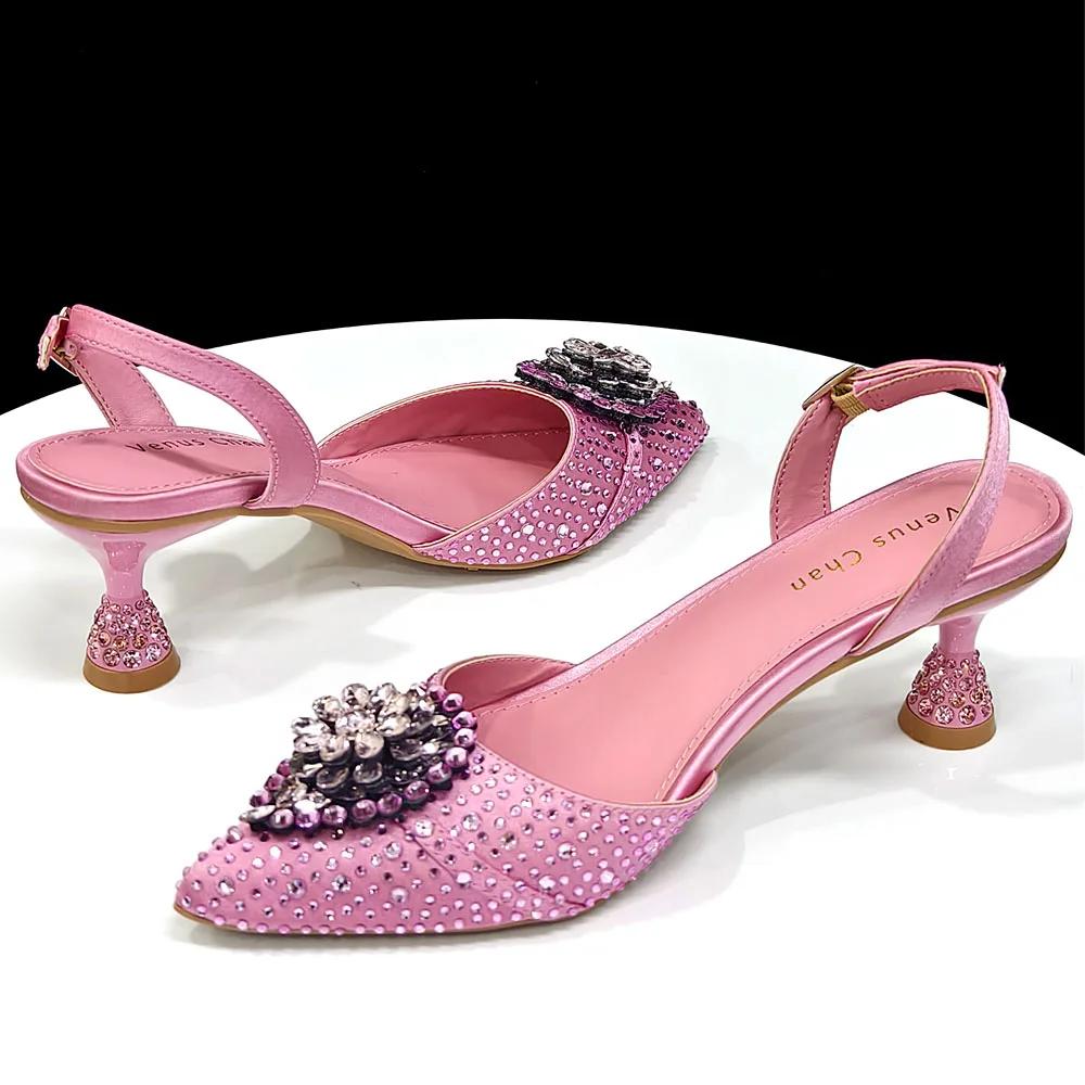 Venus Chan Ensemble de chaussures et de sacs papillon rose au design italien élégant pour femme – Pa
