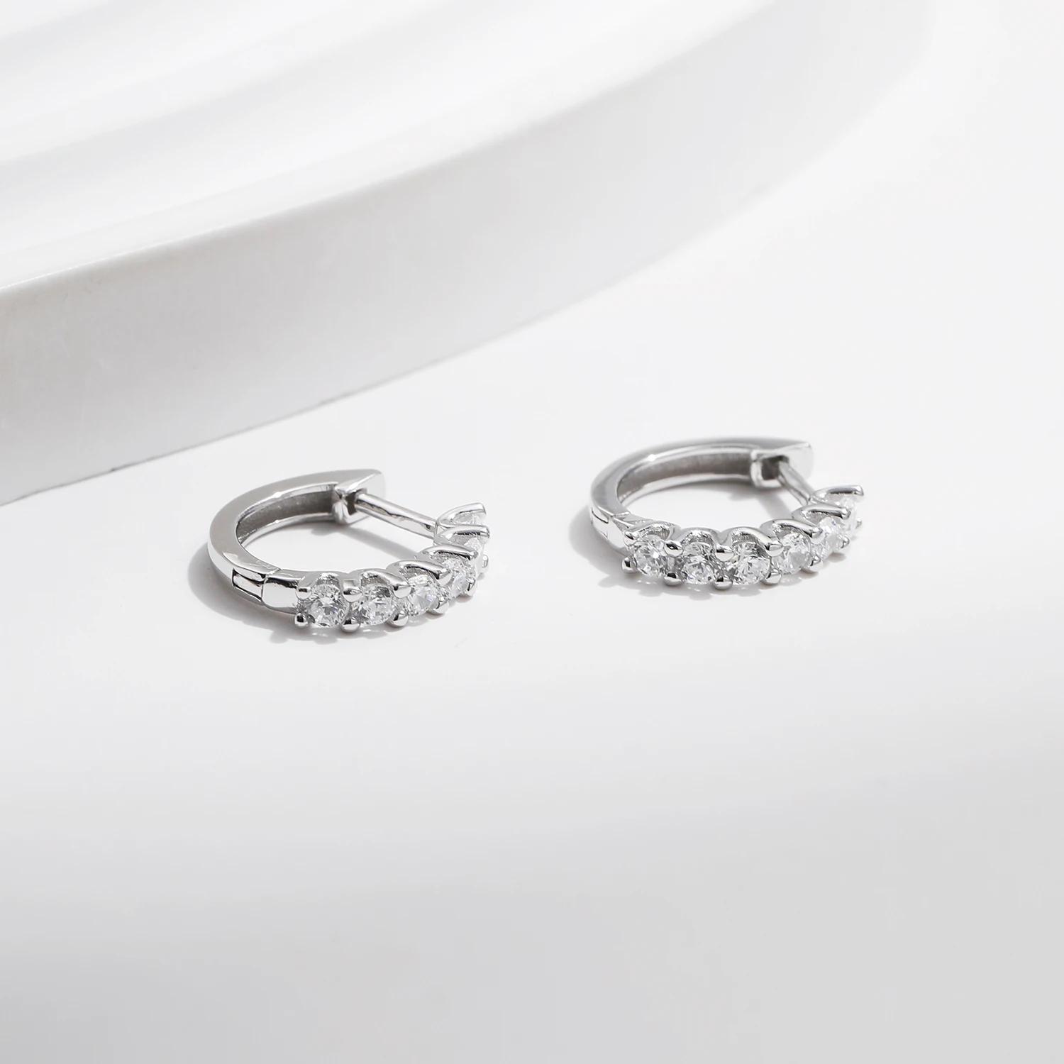 MODIAN D couleur Moissanite petites boucles d'oreilles en argent Sterling 925 creux scintillant bouc