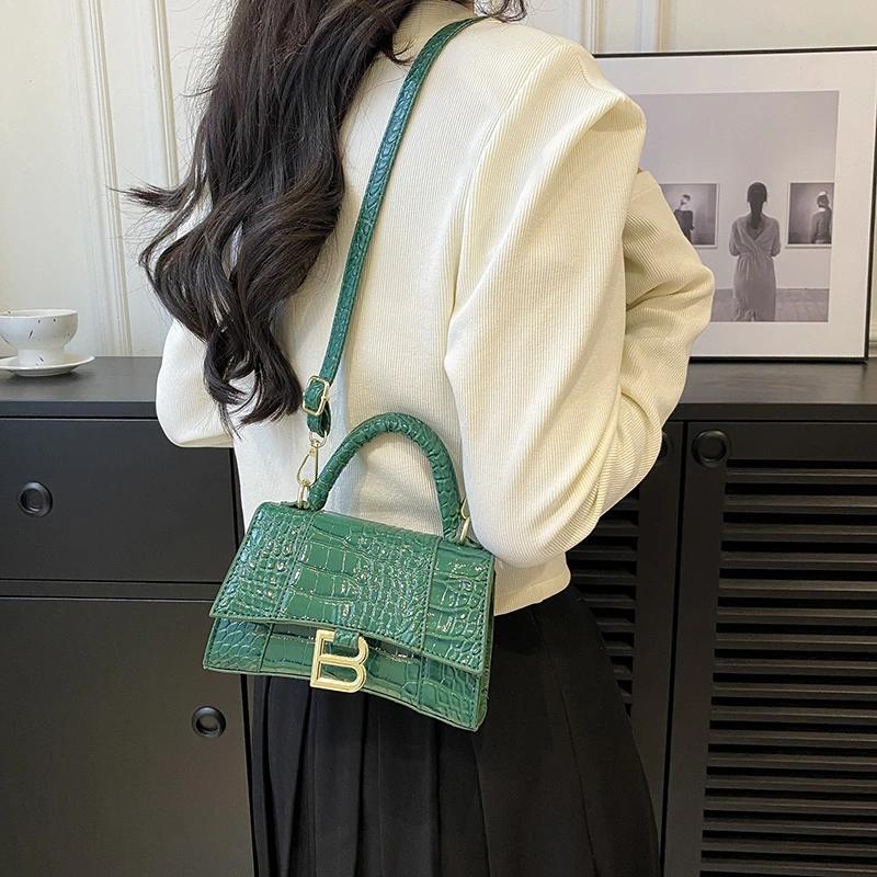 Sac à langer luxe vintage pour femme : bandoulière élégante grande capacité, sac messager pratique bébé