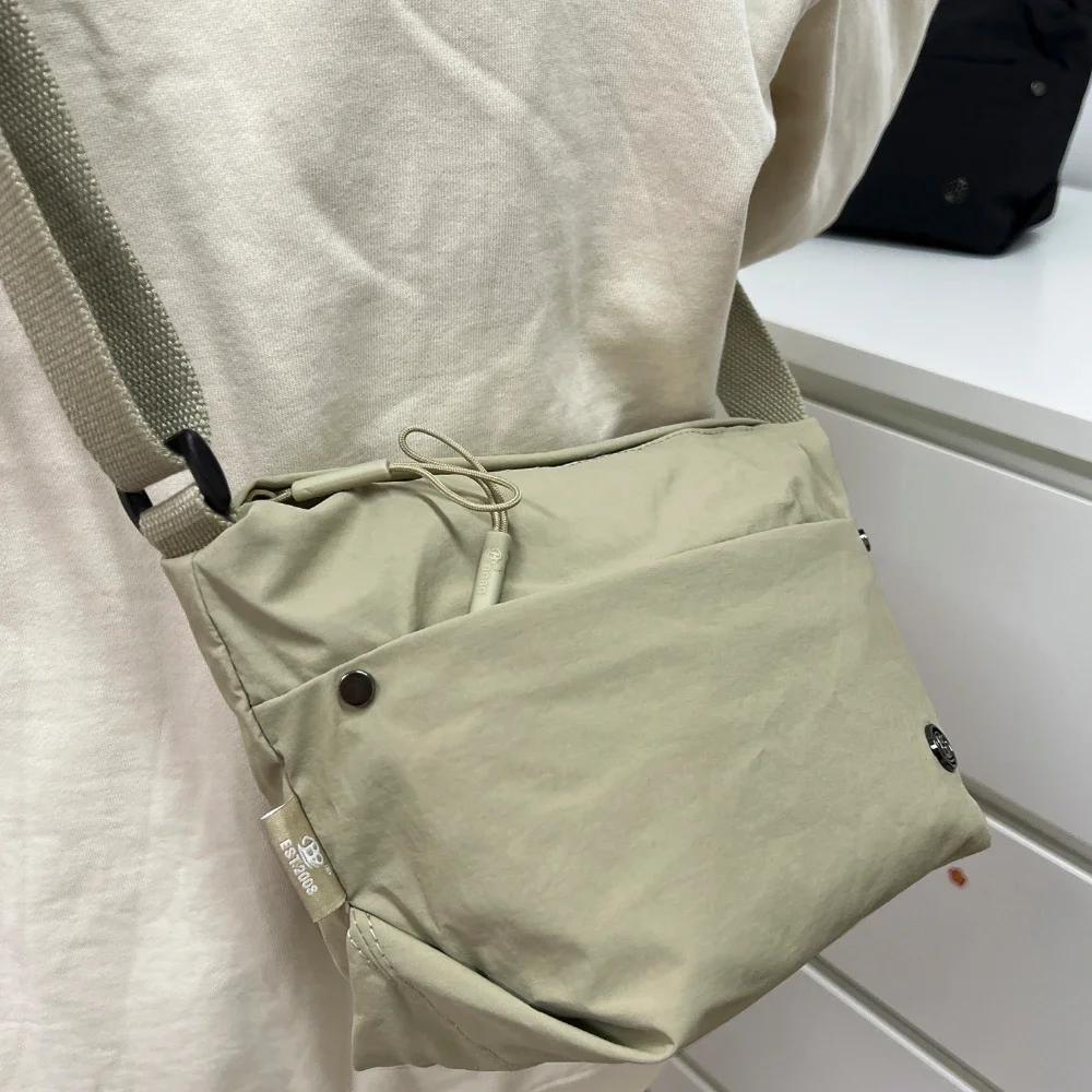 Sac à bandoulière en Nylon Ultra-léger pour femmes, large sangle réglable, sac léger pour femmes, fe