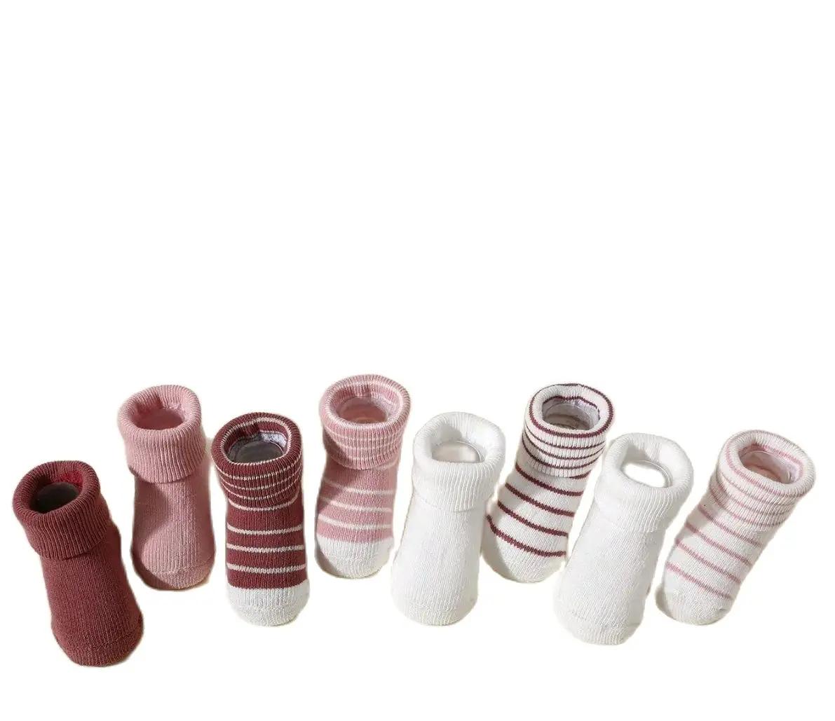 4 paires de chaussettes pour bébé de 0 à 12 mois, chaussettes souples antidérapantes pour garçons et