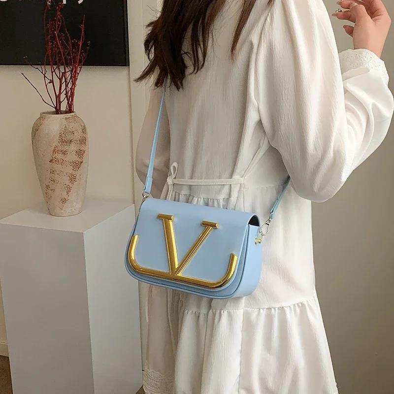 Sac à bandoulière minimaliste haut de gamme pour femme en cuir grainé premium avec sangle réglable, 