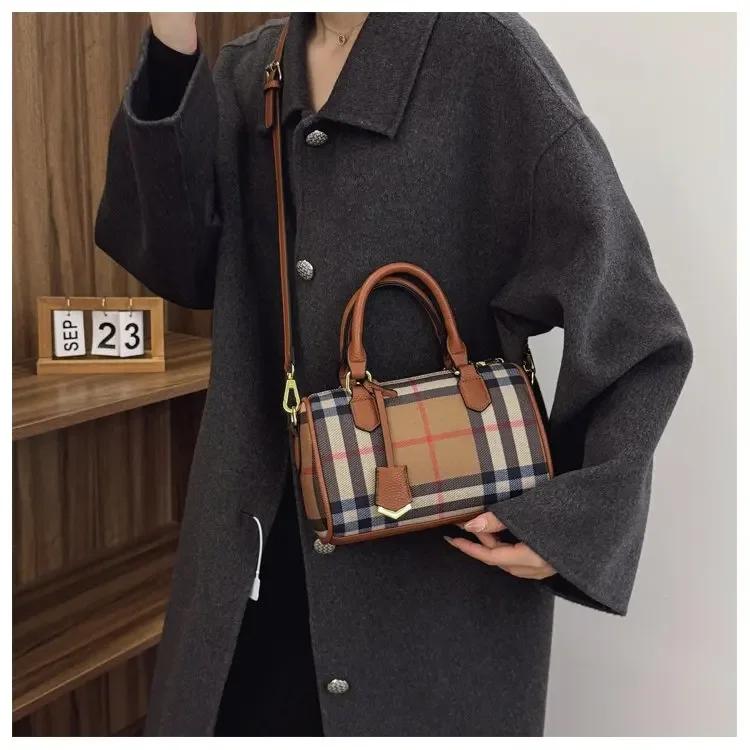 Nouveau Sac à Main Classique à Carreaux 2026, Exquis et Tendance, Sac Décontracté de Luxe pour Femme