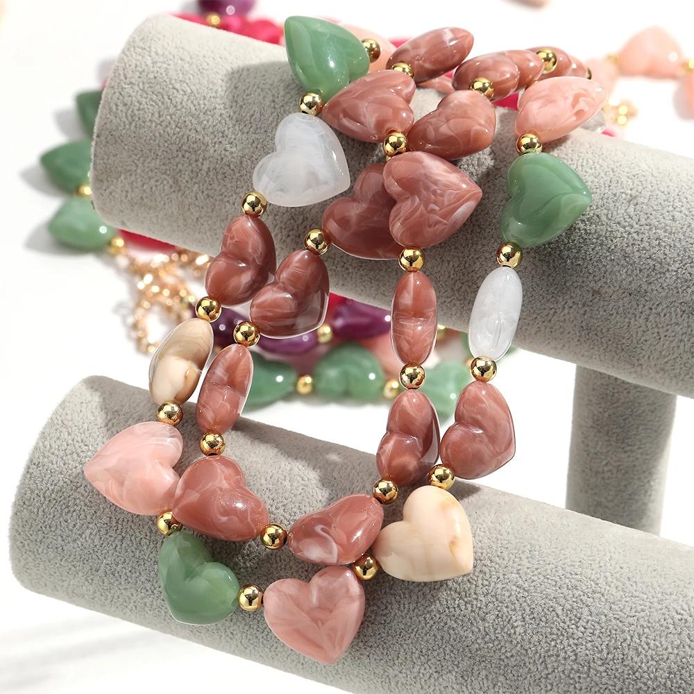 Collier ras du cou en perles de cœur en acrylique pour femmes, mignon, en résine géométrique en form