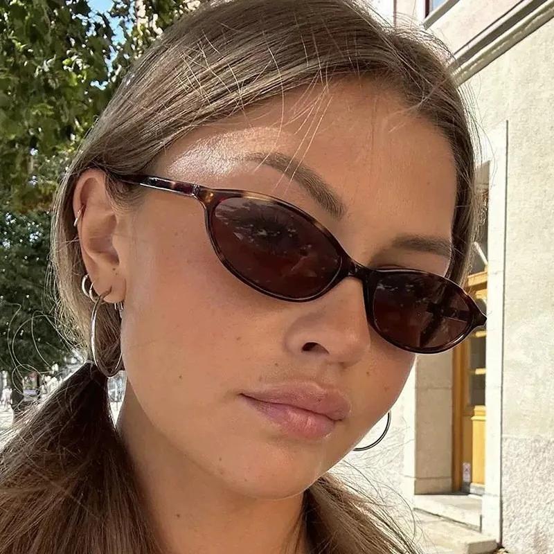 Lunettes de soleil ovales à petite monture pour femmes, nouveau Style rétro, Sexy, marron, tendance,
