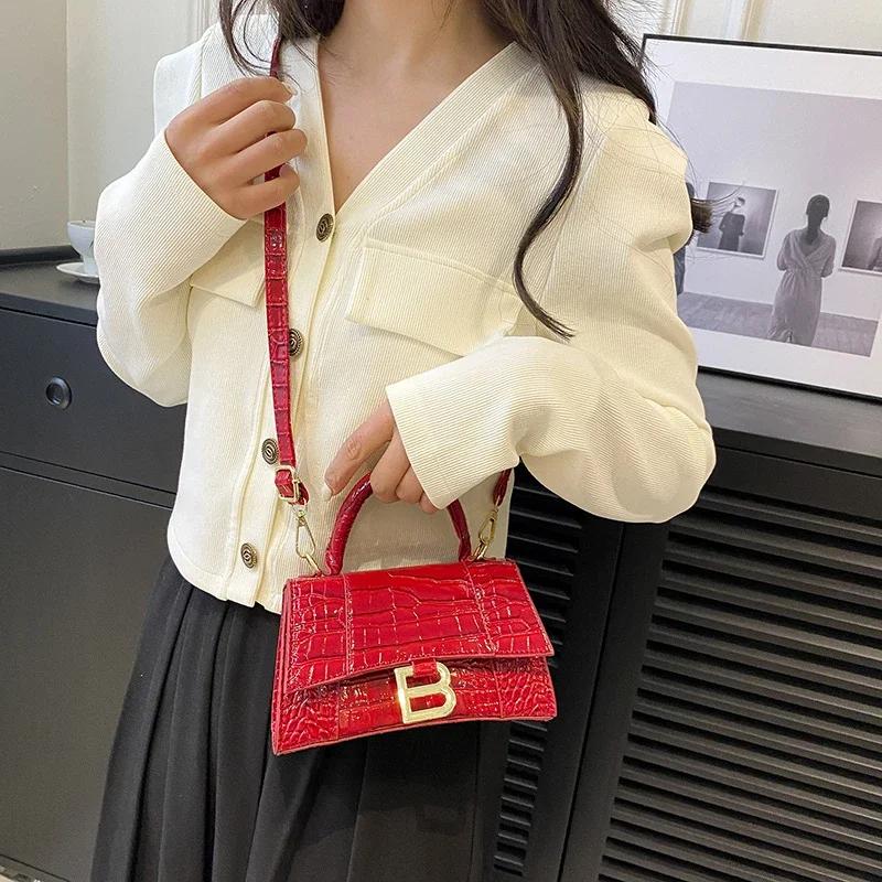 Sac à langer luxe vintage pour femme : bandoulière élégante grande capacité, sac messager pratique bébé