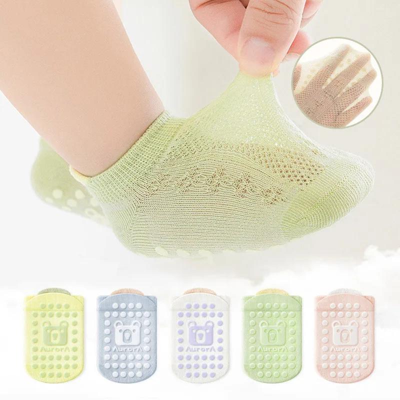 5 paires de chaussettes antidérapantes pour enfants, motif d'ours de dessin animé mignon, chaussette