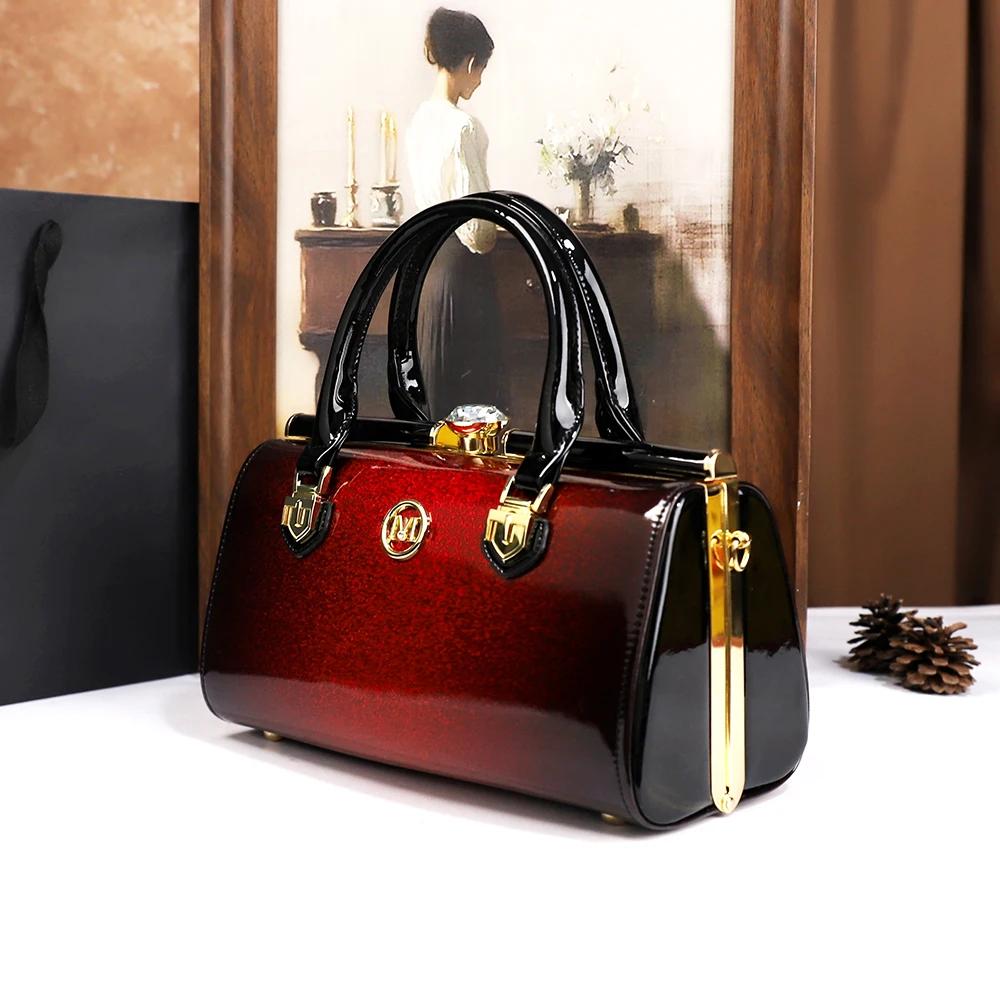 2025 Nouvelle taie d'oreiller, sac pour femme, épaule à main, diamant d'eau, dame d'âge moyen, sac p