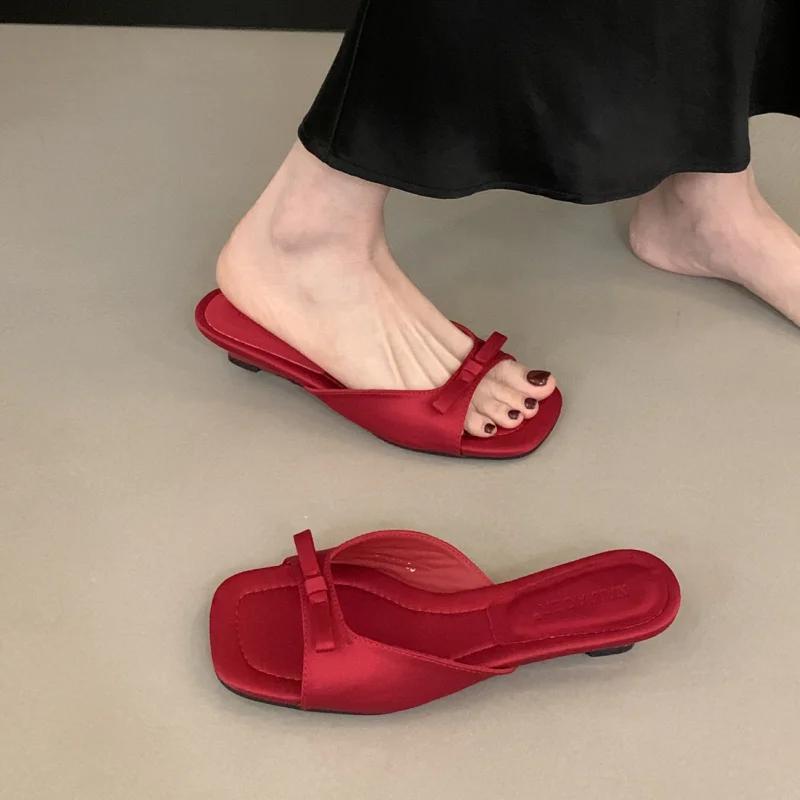 Bailamos 2025 nouveau confortable talon bas tête carrée sandales doux arc soie talon épais pantoufle