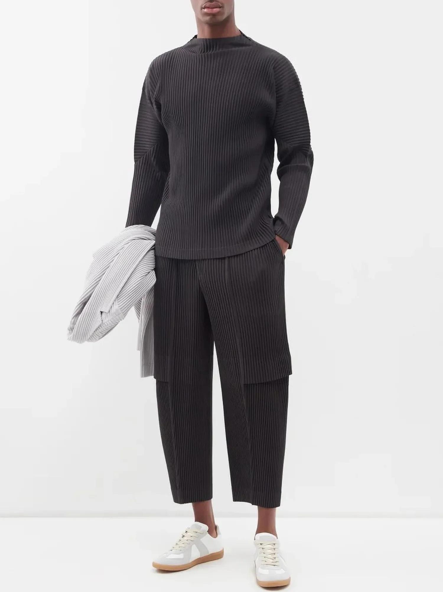 Miyake plissé homme manches longues T-Shirt mode classique noir haut à col roulé