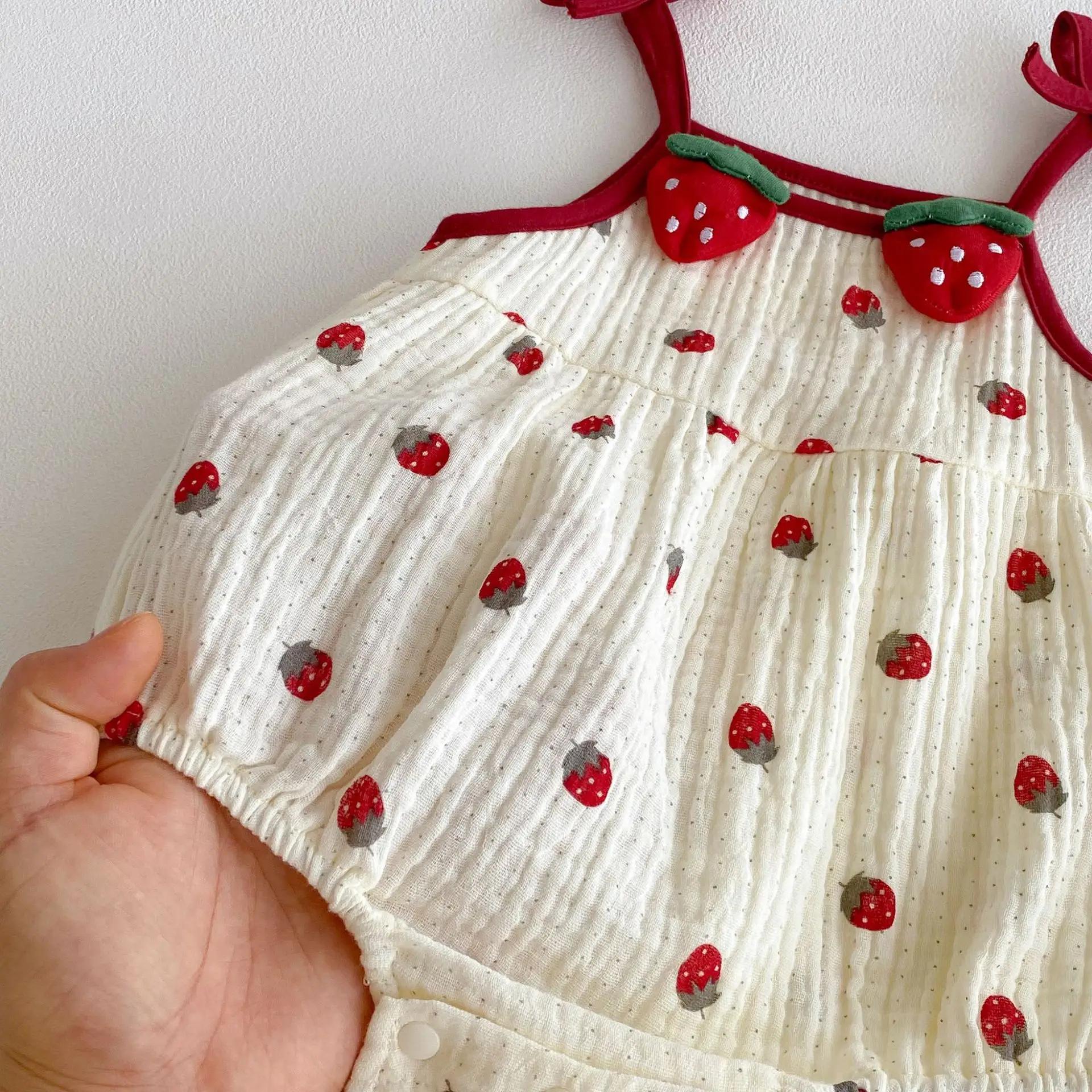 Combinaison d'été 2026 mignonne pour bébé, motif fraise, camisole une pièce, vêtement jaune sans man