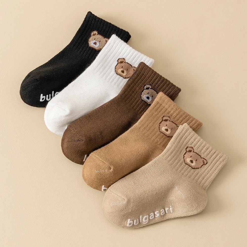 5 paires de chaussettes antidérapantes pour enfants, chaussettes unisexes pour bébé, toutes saisons,