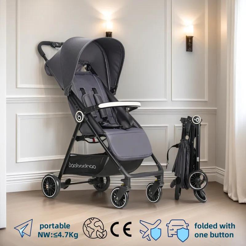 1 poussette pour bébé légère noire pèse seulement 4,7 kg, pratique pour les avions, les trains et le