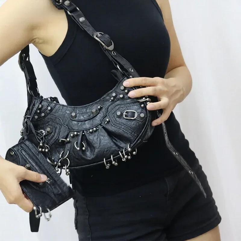 Ensemble de sacs punk pour femmes, sac fourre-tout blanc froissé avec pochette assortie, design clou