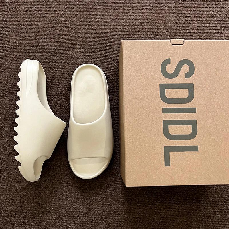 Sandales YZY d'été 2026 pour hommes et femmes – Claquettes originales décontractées en EVA pour la p