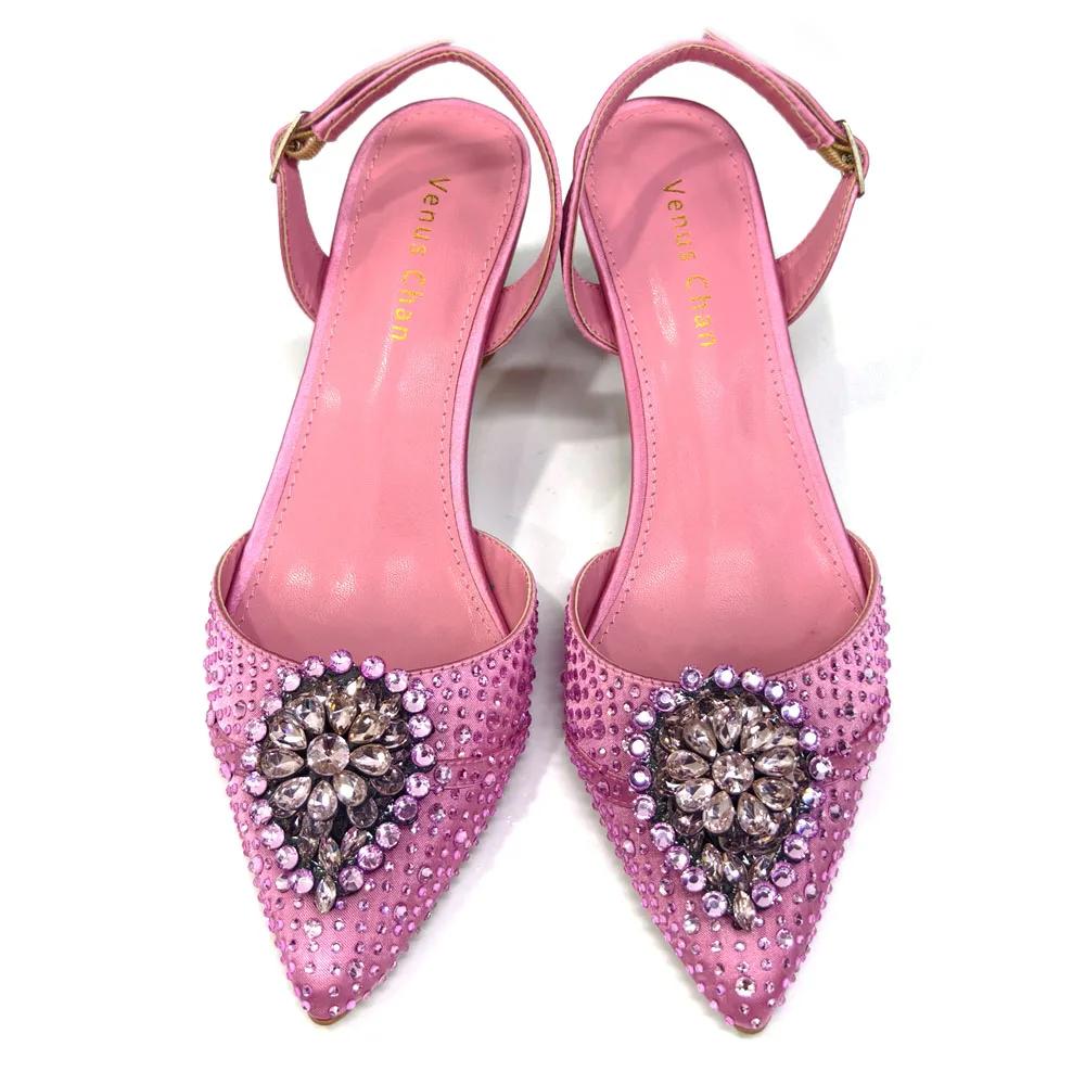 Venus Chan Ensemble de chaussures et de sacs papillon rose au design italien élégant pour femme – Pa