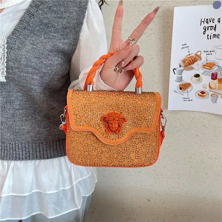 Sac bandoulière vintage en cuir pour femme – Sac à main tendance de créateur, petit sac carré à l'ép