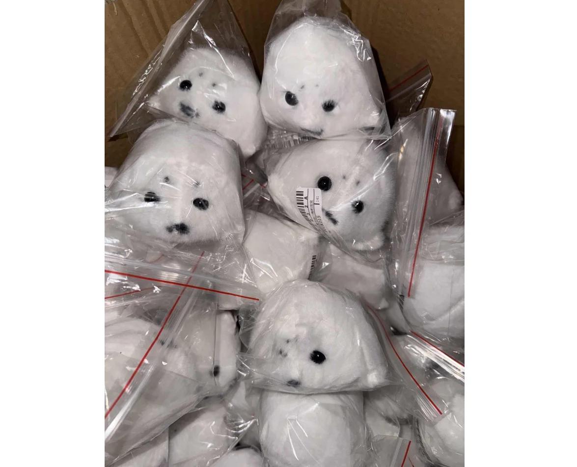 Porte-clés en peluche avec sceau gris doux, pendentif Animal en peluche, poupée en peluche à la mode