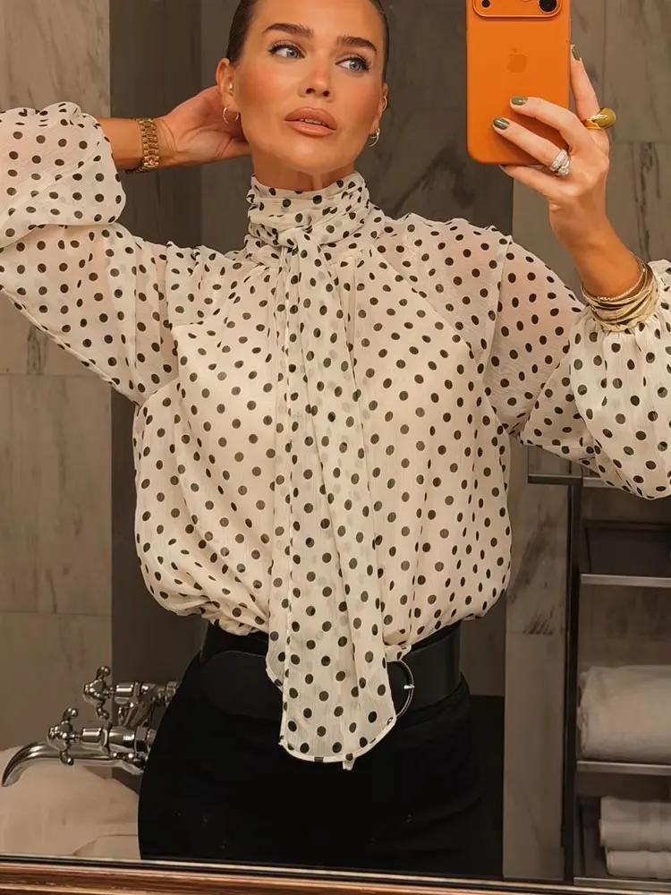 Chemisier à pois tendance 2026 pour femme HH, col à nœud, manches longues, style chic et fin pour fe