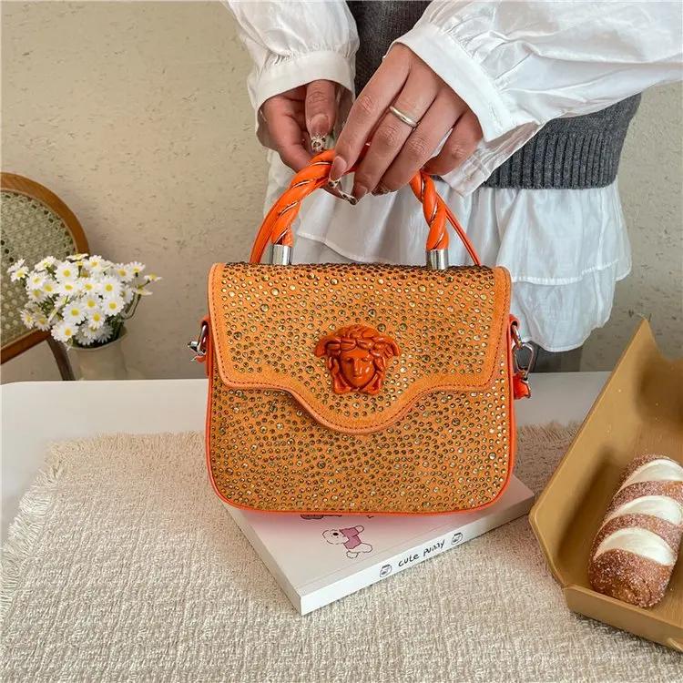 Sac bandoulière vintage en cuir pour femme – Sac à main tendance de créateur, petit sac carré à l'ép