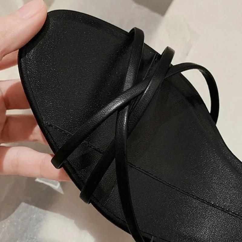 Escarpins à talons chaton à bretelles croisées pour femmes, escarpins en cuir souple à bout ouvert, 
