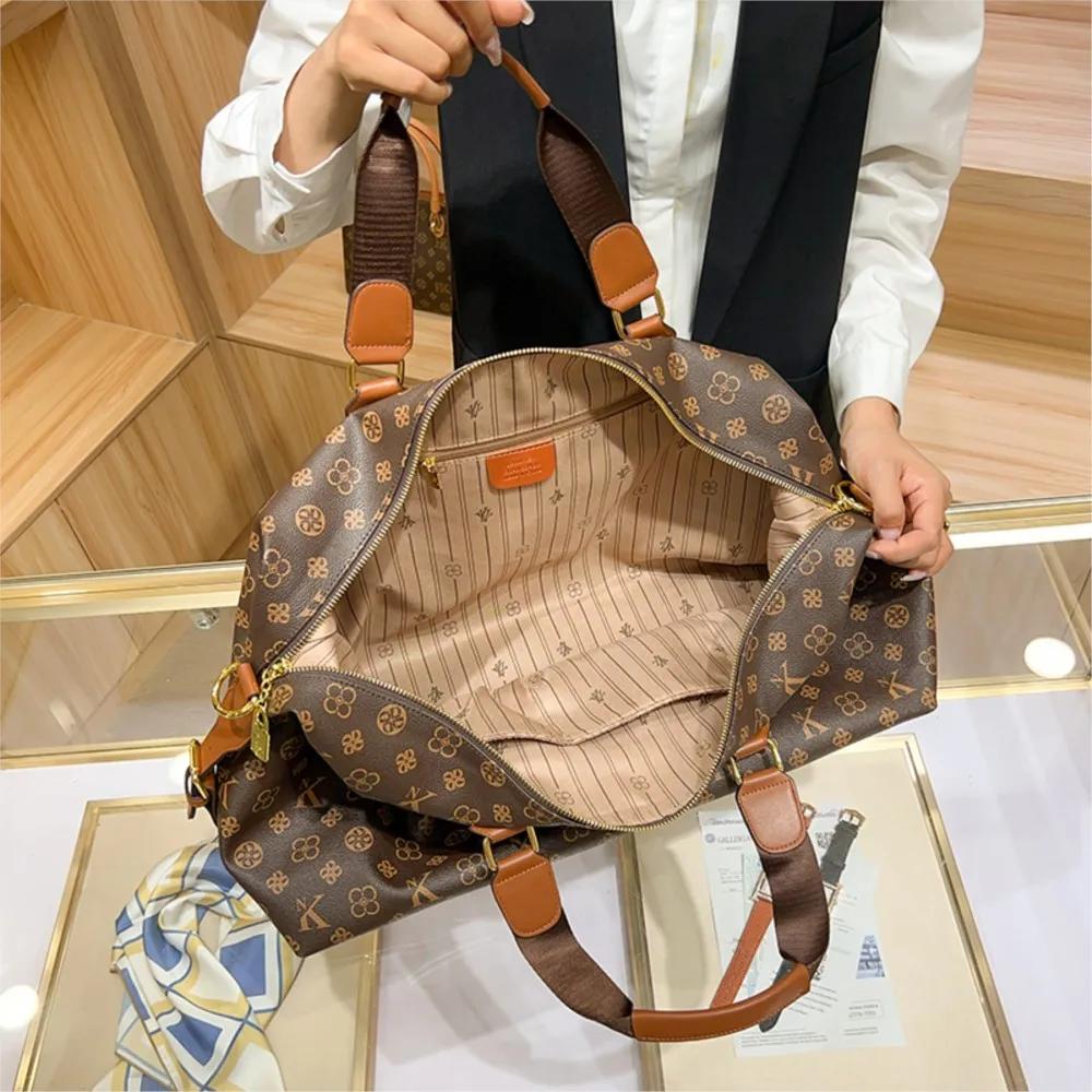 2025 nouveau sac de voyage portable décontracté à la mode pour les femmes, sac fourre-tout croisé en