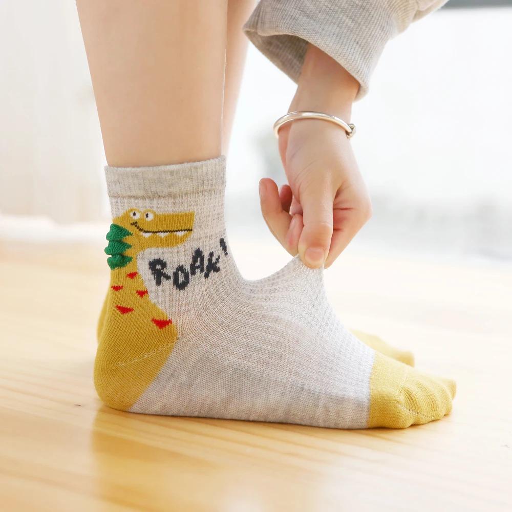5 paires de chaussettes en coton pour enfants, motif de dinosaure de dessin animé, maille respirante