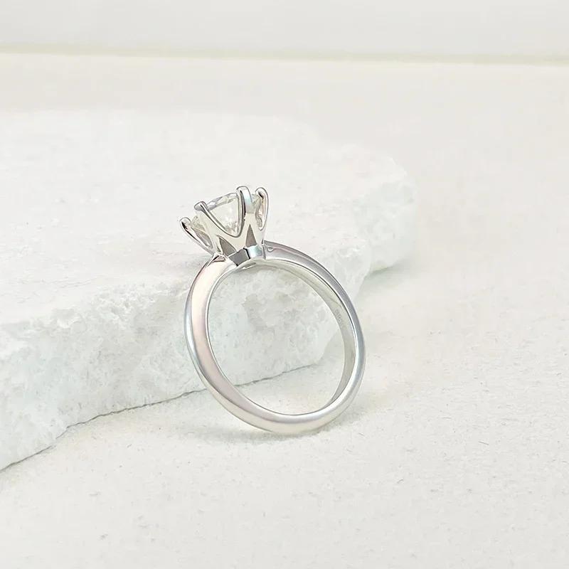 Bague Moissanite 0.5-5ct pour femmes