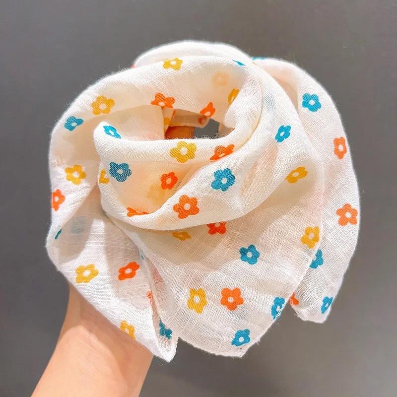 Écharpe imprimée de dessin animé pour bébés garçons et filles, châle carré doux, mignon, respirant, pour garder au chaud, automne et hiver