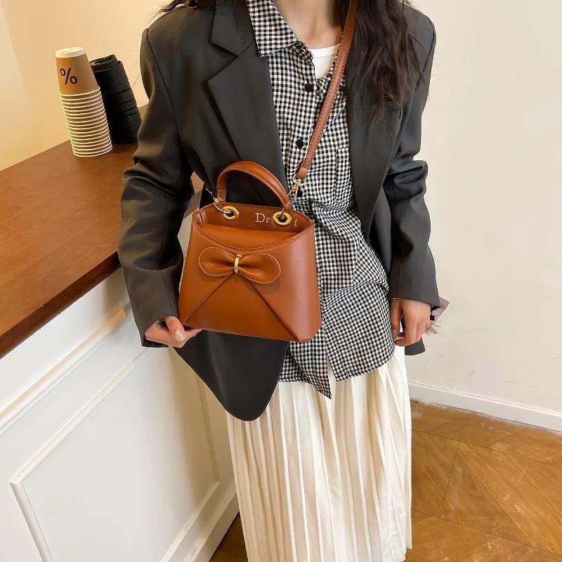 Sacs à langer chics et élégants pour femmes, sac à bandoulière classique minimaliste, sac de navette