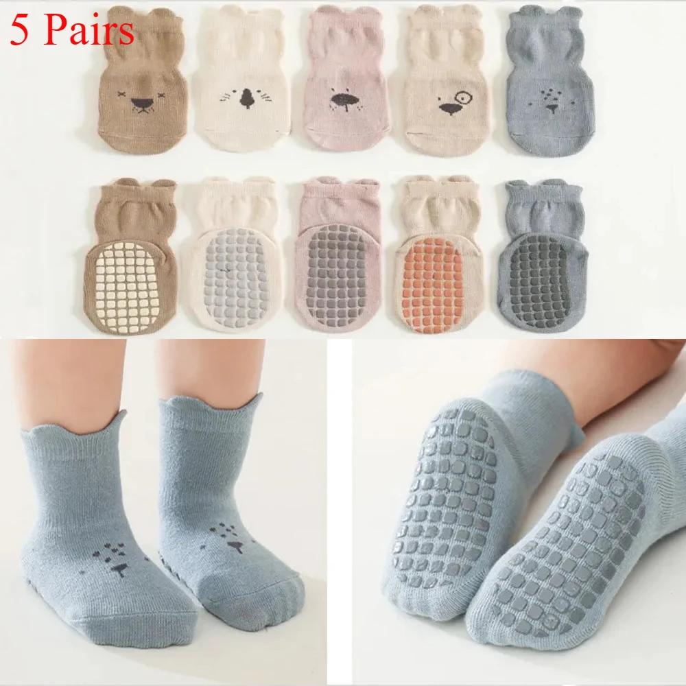 3/5 paires de chaussettes de sol antidérapantes à motif d'animaux adorables pour bébé, chaussettes d