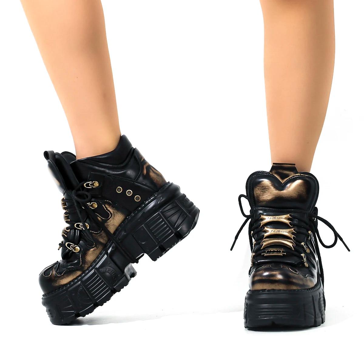 Bottes courtes espagnoles rétro résistantes à l'usure, Style moto à enfiler populaire, Punk en métal