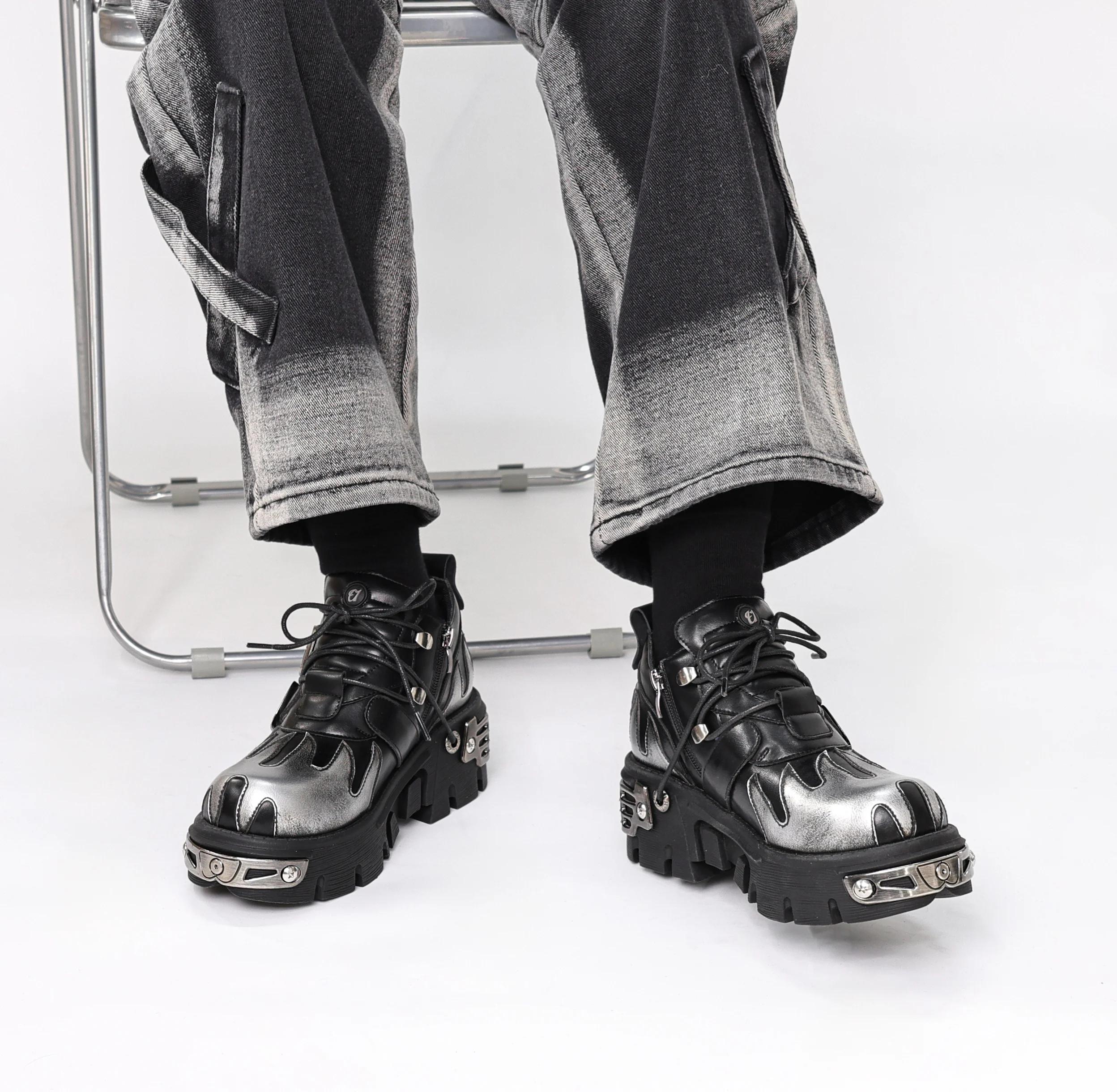 Chaussures de Couple Rock Vintage pour hommes et femmes, bottes rétro en cuir Punk foncé, Design de