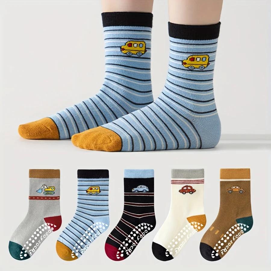 5 paires de chaussettes de sol pour enfants avec rayures de dessin animé et motifs de voiture, point
