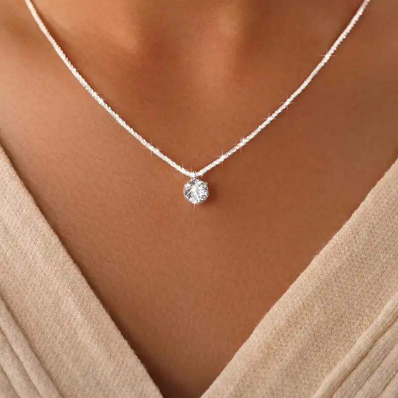 LOUTF 1CT Collier pendentif blanc en diamant Moissanite étincelant de luxe pour femmes, en argent st