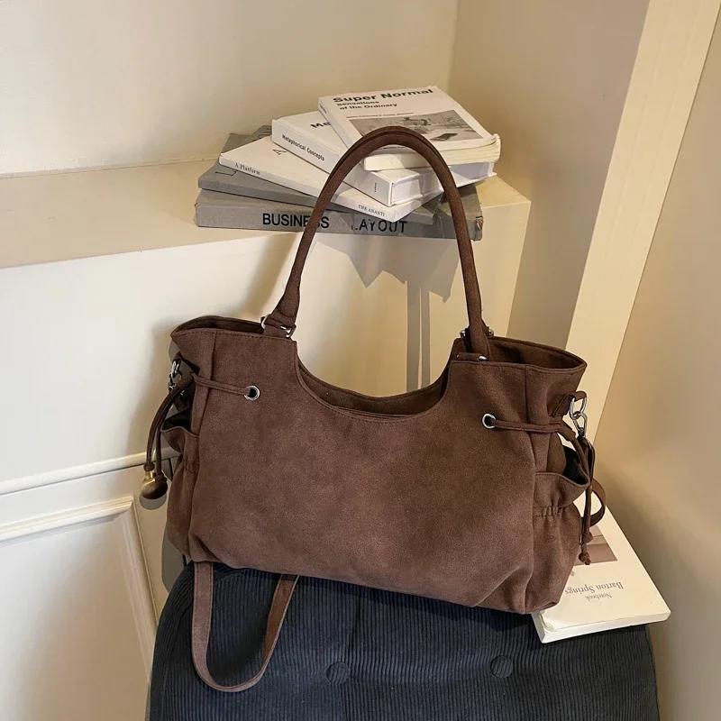 Sacs à couches de créateur célèbres en cuir véritable, sacs fourre-tout et sacs à bandoulière élégan