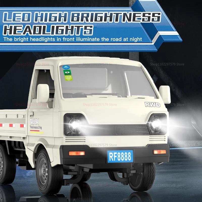 Voiture de course RC à dérive et à escalade 1:18, camion tout-terrain télécommandé avec lumières de