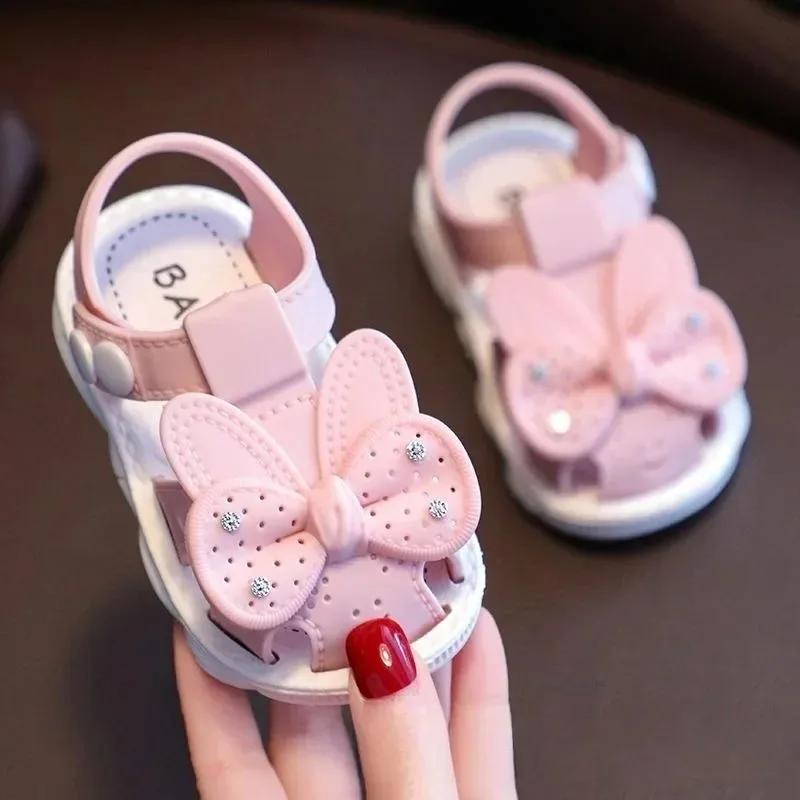 Nouvelles sandales d'été antidérapantes pour filles, avec semelles souples et Design léger, parfaite