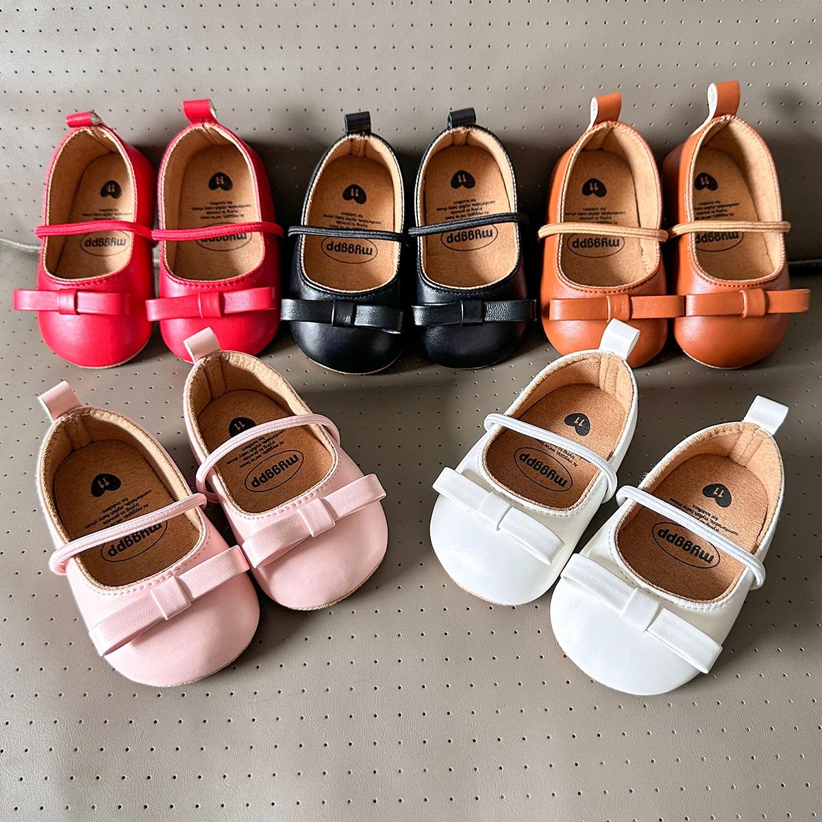 Nouvelles chaussures de bébé en cuir bébé garçon fille chaussures semelle en caoutchouc anti-dérapan